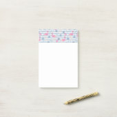 Whimsical Flamingo & Pineapple Pattern Post-it® Notes (Op bureau)