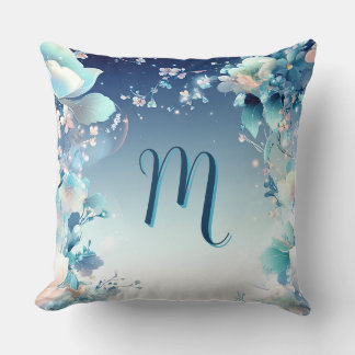 Whimsical Floral Monogram Kussen