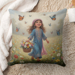 Whimsical Girl Kussen