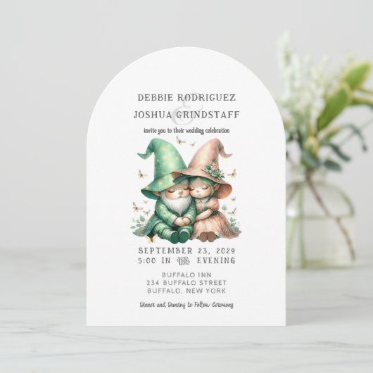 Whimsical Gnomes Fun Wedding Invitation  (Debout devant)