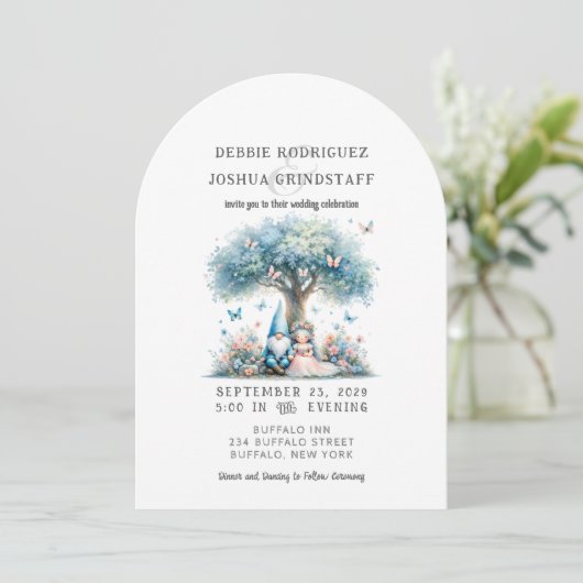 Whimsical Gnomes Fun Wedding Invitation  (Debout devant)