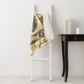 Whimsical  Graphics met Moon Portret Sherpa Deken (In situ)