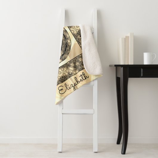 Whimsical  Graphics met Moon Portret Sherpa Deken (In situ)