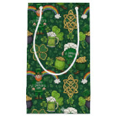 Whimsical Green Cartoon St. Patrick’s Day Pattern  Klein Cadeauzakje (Voorkant)