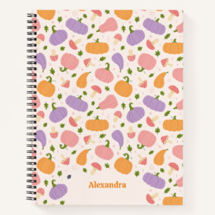 Whimsical Halloween pompoenen en paddenstoelen Cus Notitieboek