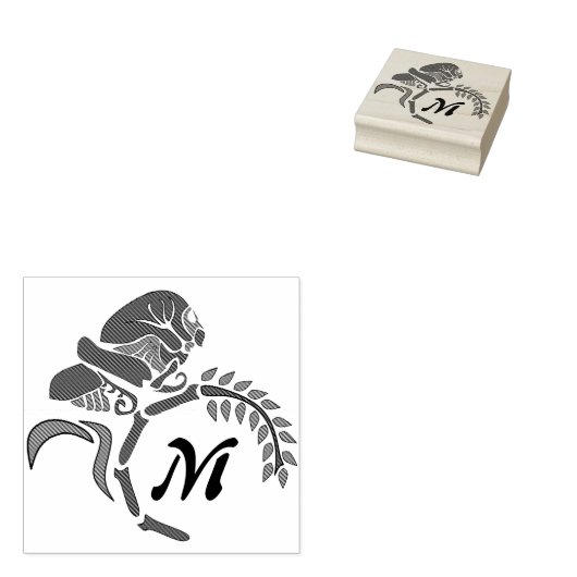 Whimsical Hooded Grasshopper Monogram Rubberstempel (Gestempeld)