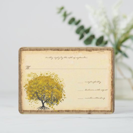 Whimsical Jaune Heart Tree Faire-part de mariage (Debout devant)