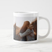 Whimsical kalligrafie haar bruiloft foto cadeau Mo Extra Grote Beker (Rechts)
