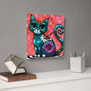 Whimsical Kitty Cat Zittend op vloerkleed Bloemen  Vierkante Klok