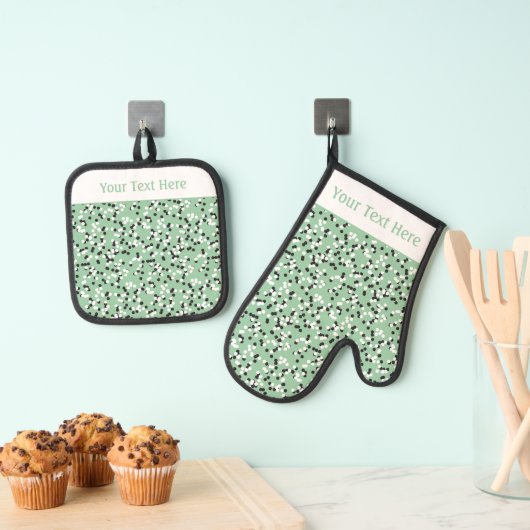 Whimsical Mint Polka Dot Doodles Pattern Ovenwant & Pannenlap Set (Insitu(Ophanging))