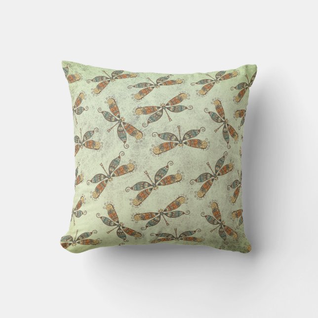 Whimsical Modern Dragonfly Patroon op Sage Green Kussen (Voorkant)