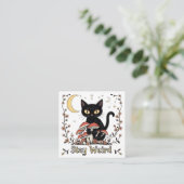 Whimsical noir cat framed by red mushrooms and pal informatiekaartje (Staand voorkant)