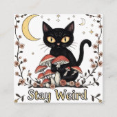 Whimsical noir cat framed by red mushrooms and pal informatiekaartje (Achterkant)