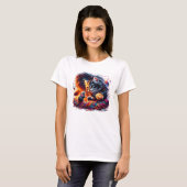 Whimsical Ontmoeting: Kitten en Muis T-shirt (Voorkant volledig)