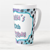 Whimsical Pastel Dalmatische Vlekken Verjaardag Latte Mok (Rechterhoek)
