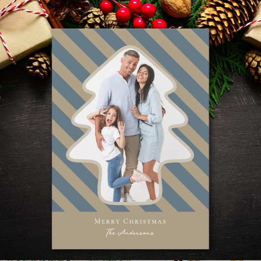 Whimsical Pine Tree Shaped Photo Merry Christmas Feestdagenkaart