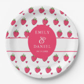 Whimsical Pink Strawberry Wedding Papieren Bordje (Voorkant)