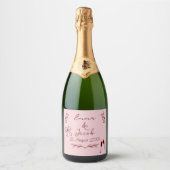 Whimsical Quirky Squiggles Roze Bruiloft Sparkling Wijnetiket (Voorkant)