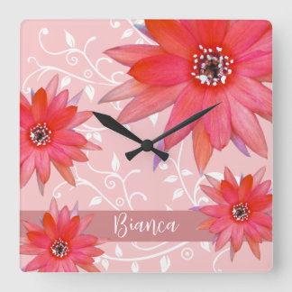 Whimsical Red Flowers Swirly Leaves Add Name Roze Vierkante Klok