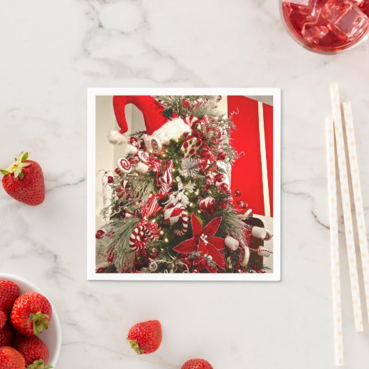 Whimsical Red & White Snoep Threaded kerstboom Servet (Insitu)