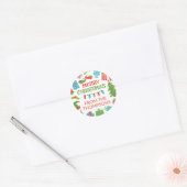 Whimsical Retro Tree & Gifts Vrolijk Kerstfeest Ronde Sticker (Envelop)