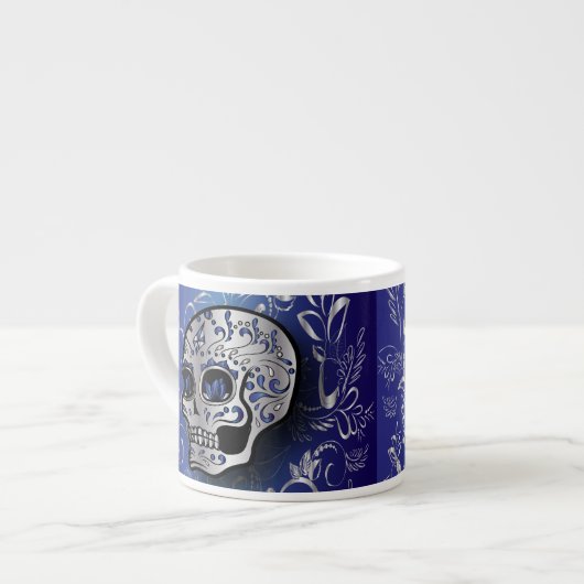Whimsical sapphire blue en Silver skull Espresso Kop (Voorkant links)
