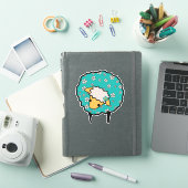Whimsical Schaap met blauwe fleece en bloemenprint Sticker (iPad Cover)