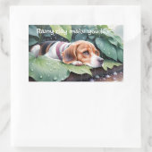 Whimsical Schattige Beagle regenachtige dag groen Rechthoekige Sticker (Tas)