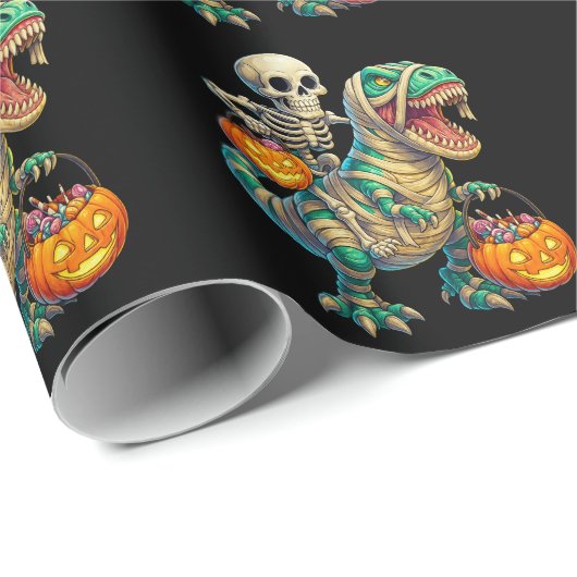 Whimsical Skeleton Riding Mummy T-Rex Halloween Cadeaupapier (Rol Hoek)