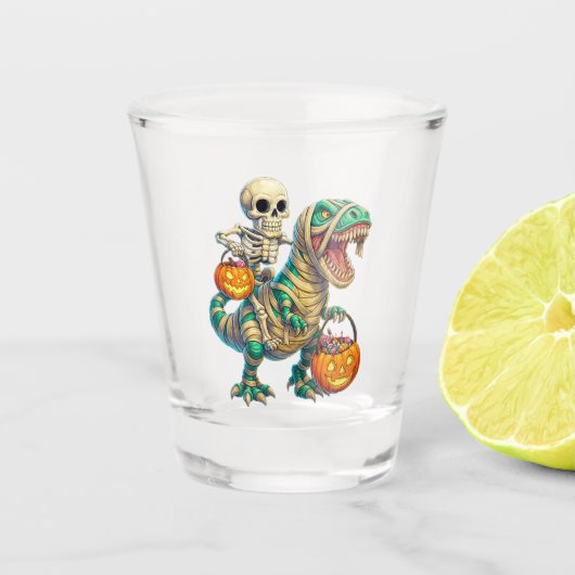 Whimsical Skeleton Riding Mummy T-Rex Halloween Shot Glas (Voorkant)