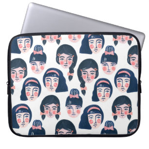 Whimsical Vrouwen: Cartoon Gezichtskunst Laptop Sleeve
