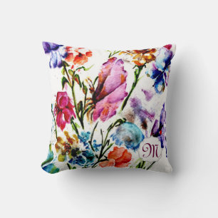 Whimsical Waterverf Flowers met Monogram Kussen