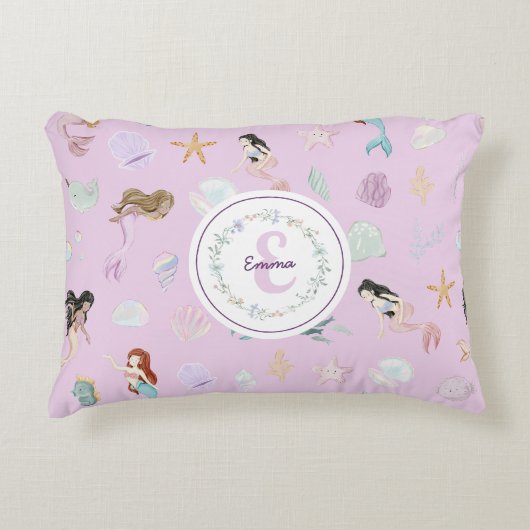 Whimsical Waterverf Zeemeerminnen Monogram Accent Kussen (Voorkant)
