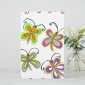 Whimsical Wings: Verbluffend vlinder-thema ontwerp Briefpapier (Staand voorkant)