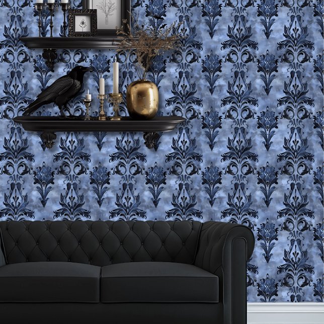 Whimsigoth Dusty Blue Elegant Behang (Whimsigoth Dusty Blue Damask wallpaper behind a black couch.)