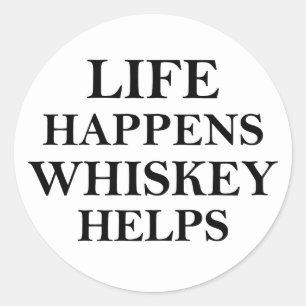 Whiskey helpt grappige alcoholische gezegden ronde sticker