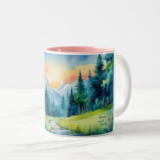 Whispering Forest bij zonsopgang Tweekleurige Koffiemok (Voorkant rechts)