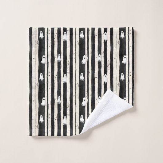 Whispers Between Stripes : Un Refrain Ghomajorité (Gant de toilette)