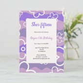 Whit and purple birthday party invitation  (Debout devant)