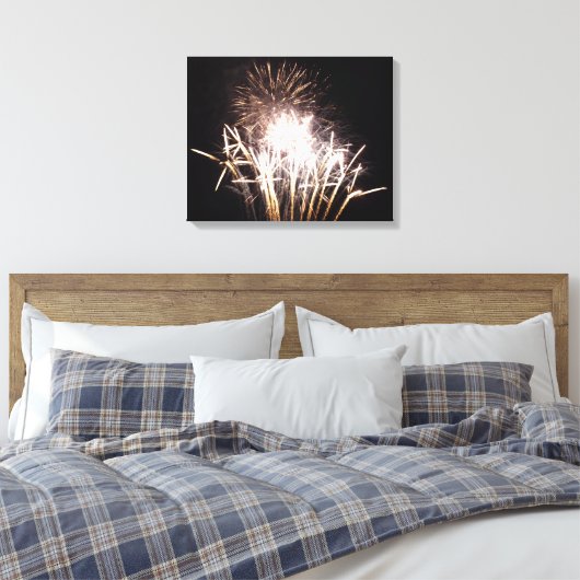 White and Gold Fireworks I Patriottic Celebration Canvas Afdruk (Insitu (Slaapkamer))