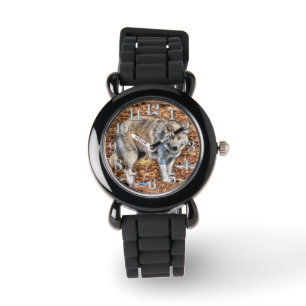 White Arctic Wolf and Forest Debris Wildlife Watch Horloge