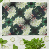 White Azalea Flower with Raindrops Pattern Theedoek (Gevouwen)