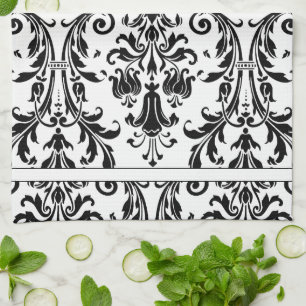 White Black Floral Swirl Damask Monogram Theedoek