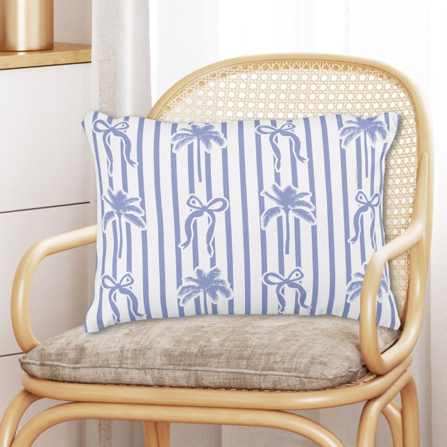 White Blue Coastal Palm Trees Bows Stripes Pattern Accent Kussen (In situ)