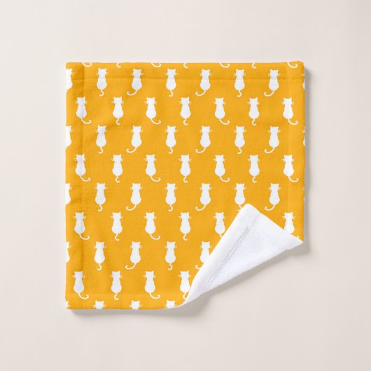White Cat Polka Dot Pattern geïsoleerd op Tangerin Bad Handdoek (Wasdoekje)