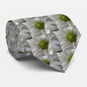 White Chrysanthemum Floral Stropdas (Opgerold)