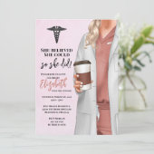 White Coat Médicale School Graduation Invitation (Debout devant)