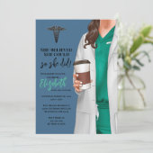 White Coat Médicale School Graduation Invitation (Debout devant)
