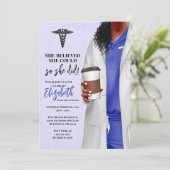 White Coat Médicale School Graduation Invitation (Debout devant)