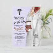 White Coat Médicale School Graduation Invitation (Debout devant)